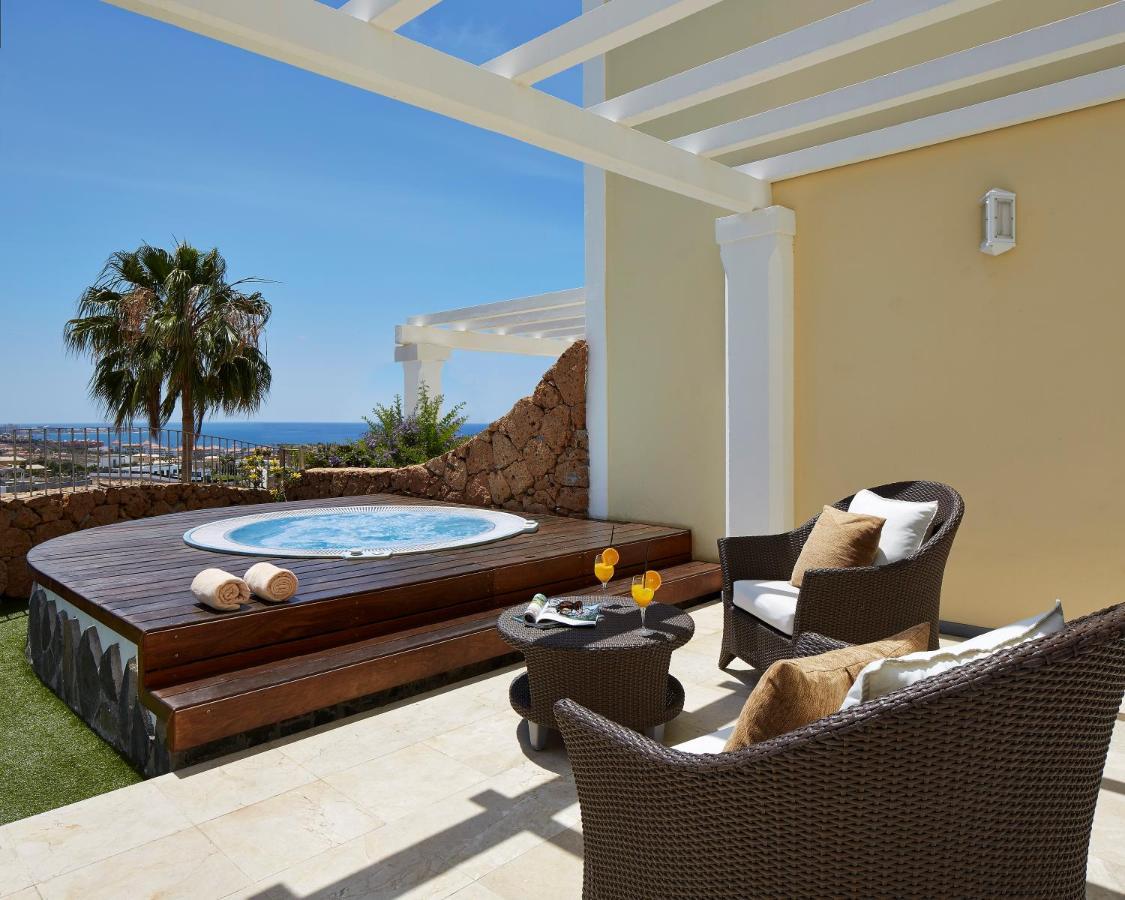Hotel Suite Villa Maria 아데제 외부 사진