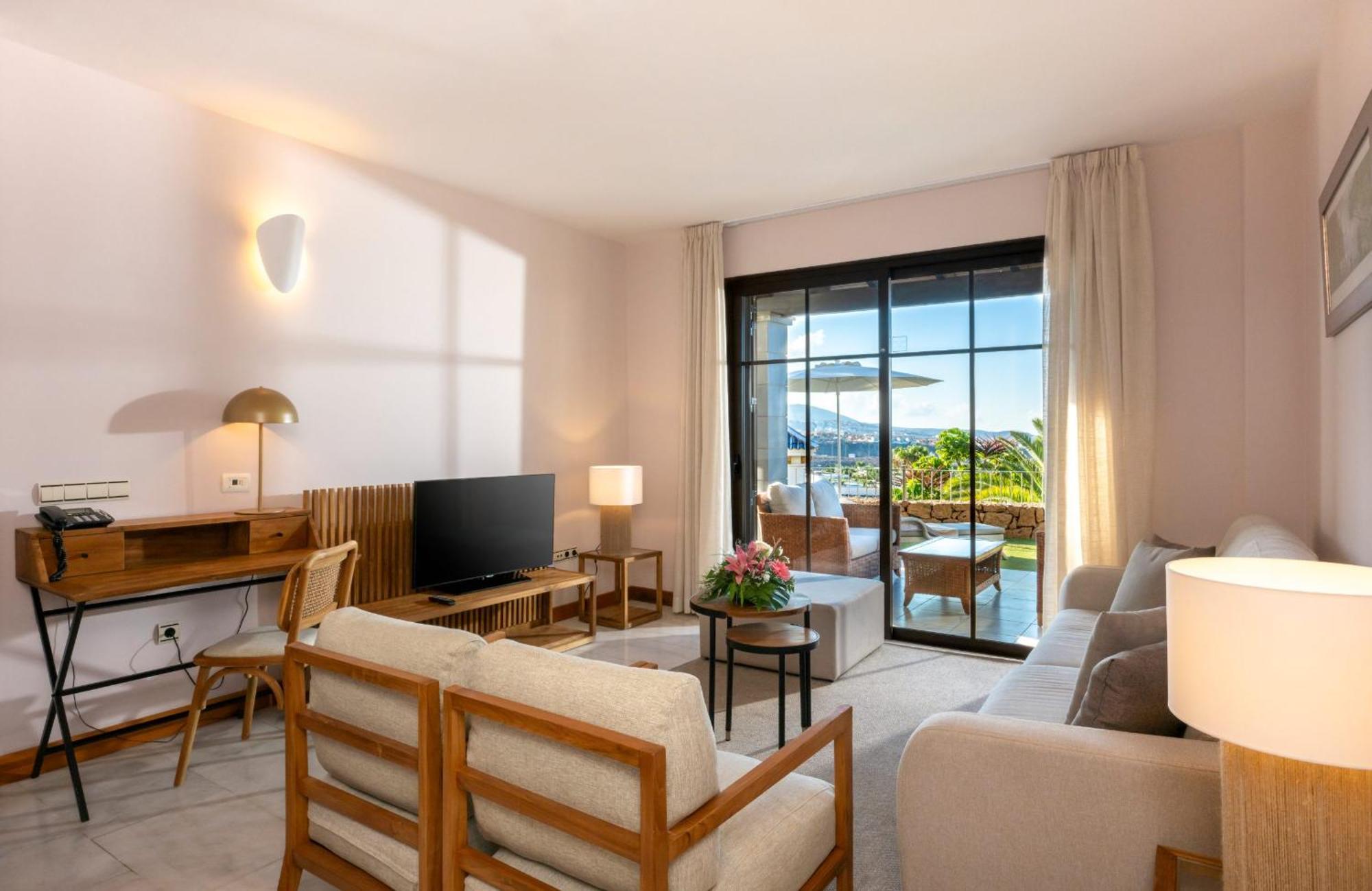 Hotel Suite Villa Maria 아데제 외부 사진