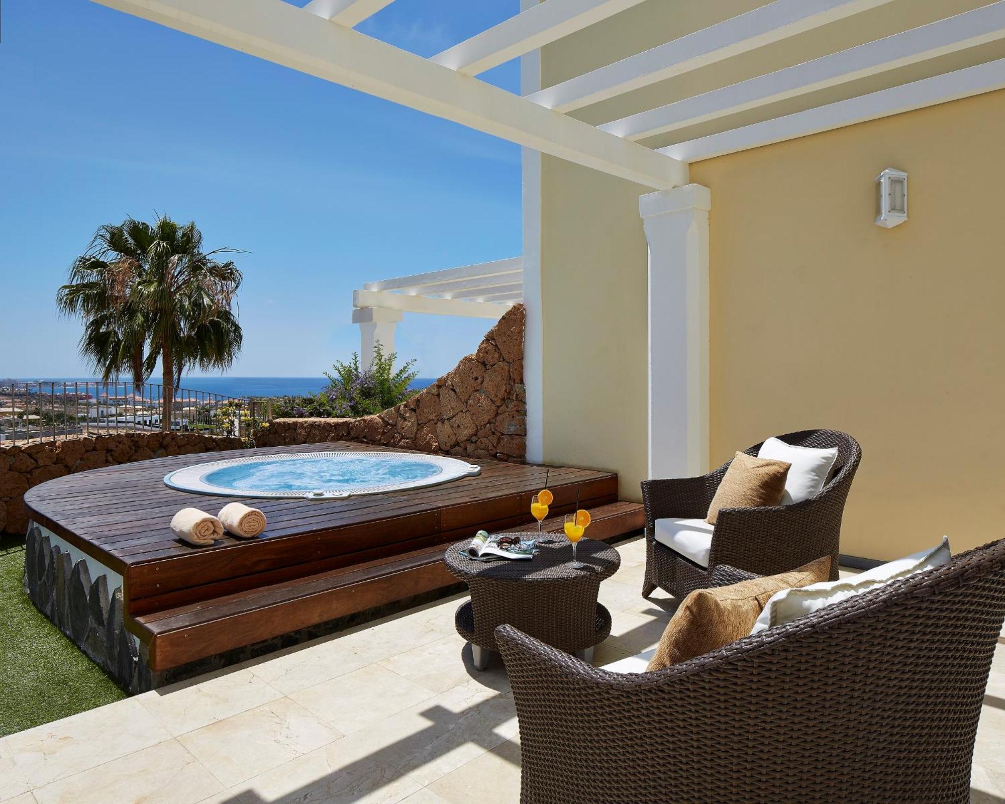 Hotel Suite Villa Maria 아데제 외부 사진