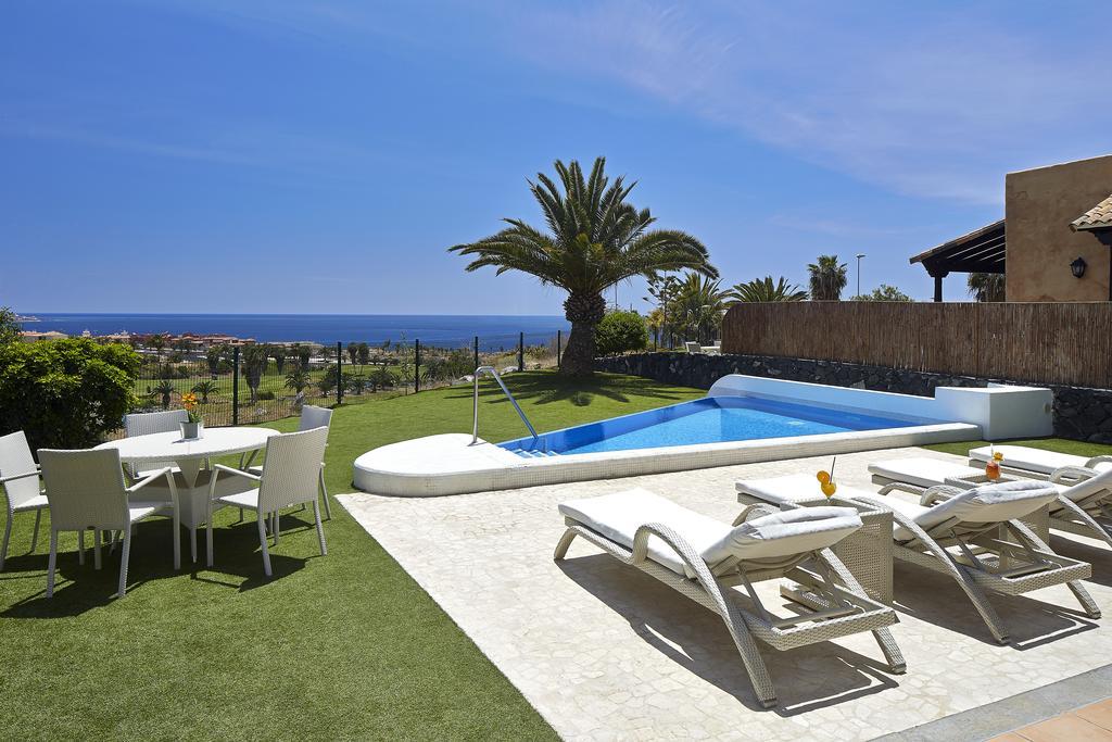 Hotel Suite Villa Maria 아데제 외부 사진