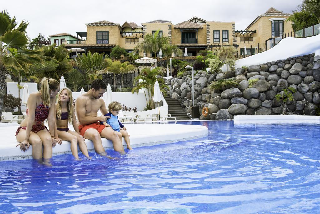 Hotel Suite Villa Maria 아데제 외부 사진
