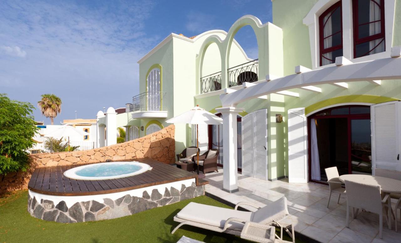 Hotel Suite Villa Maria 아데제 외부 사진